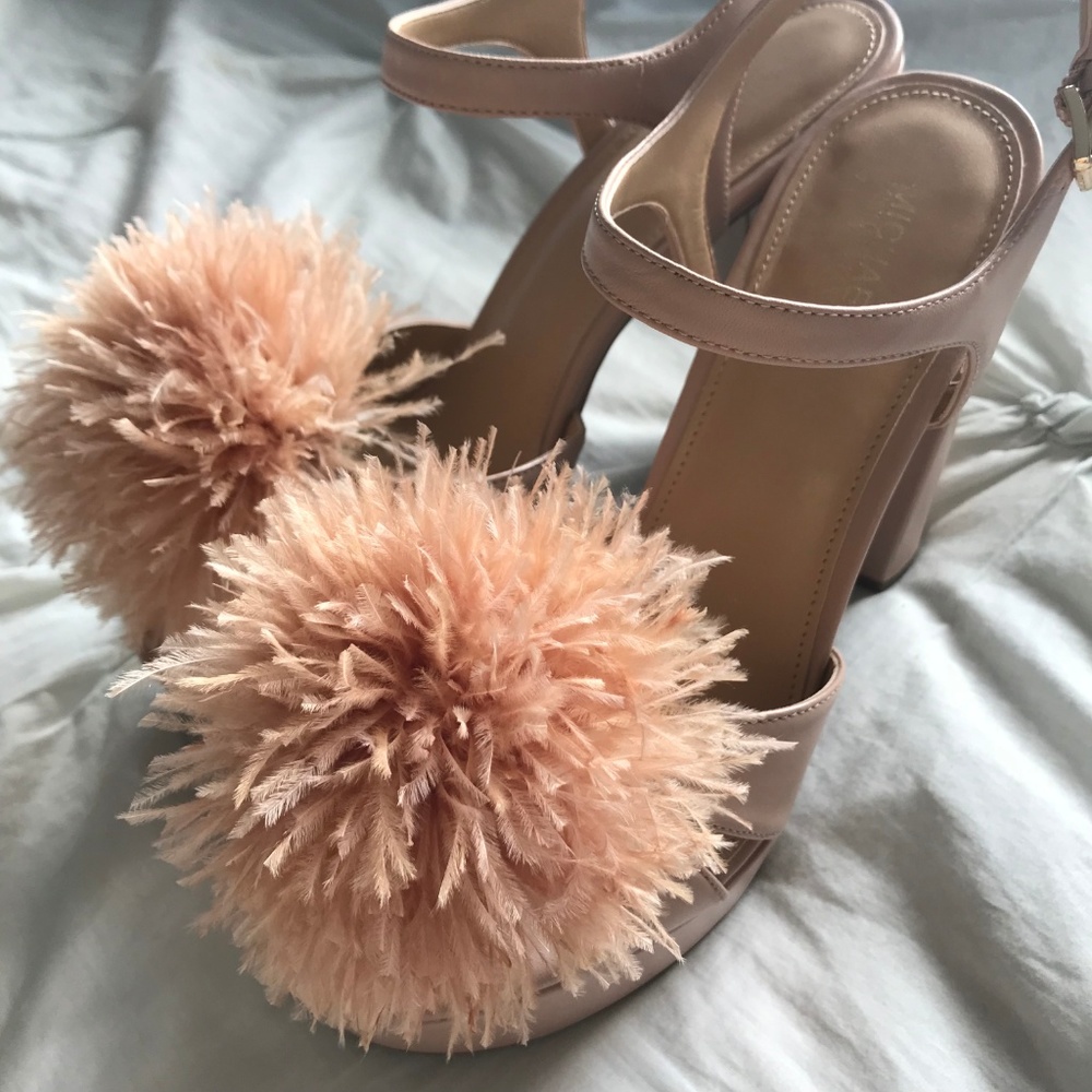 Michael Kors Pom Pom Heals